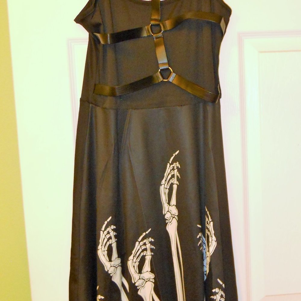 Feaphy black & white skeleton arms/hands M 38" dress w/straps, cotton poly NWT